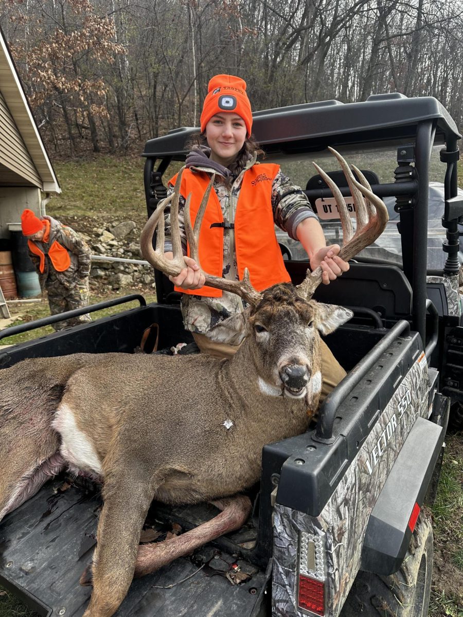 Holly Froemel with her 13 pointer!